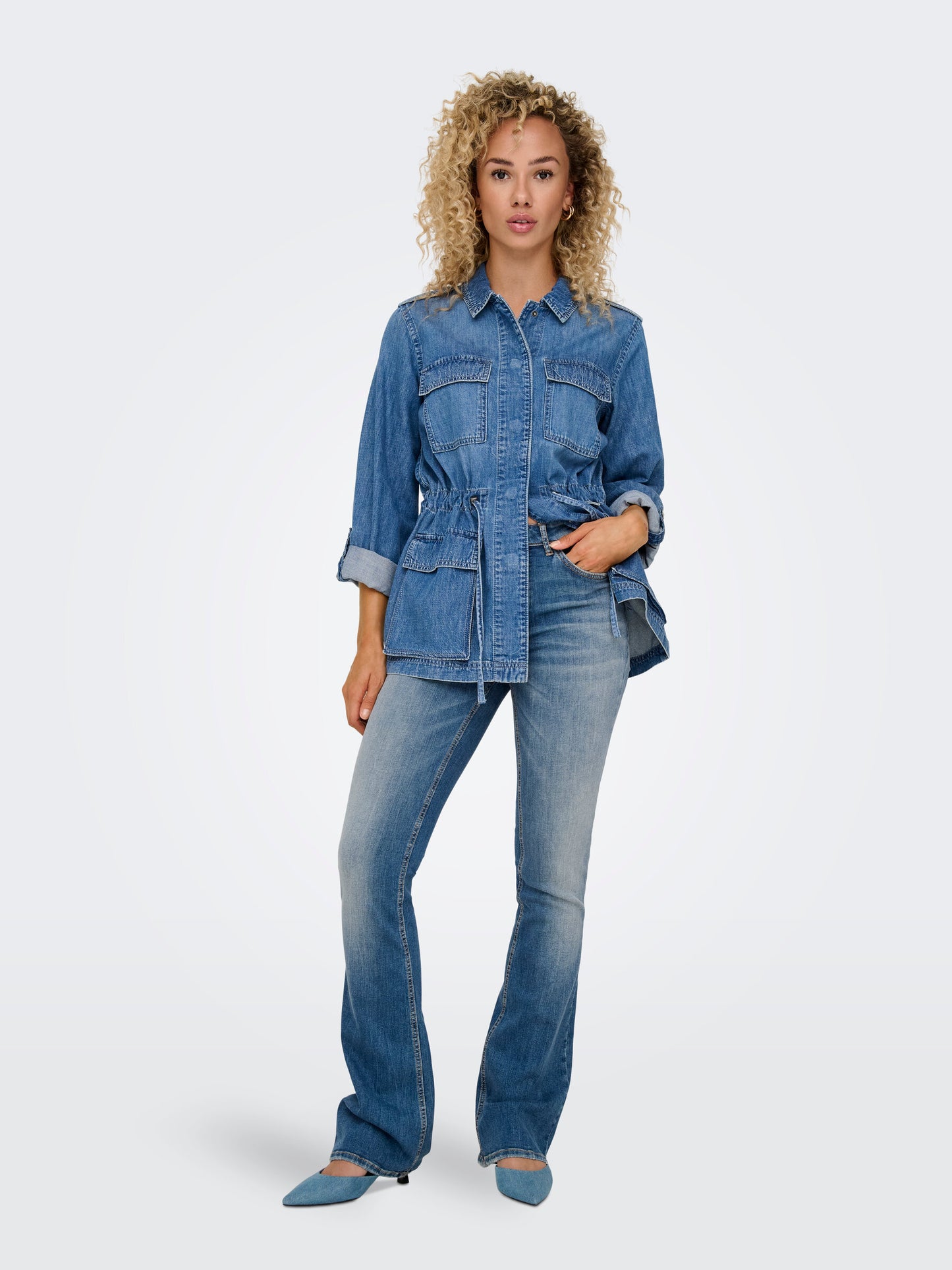 ONLY Jeans BLUSH Utsvängd passform Medelhög midja