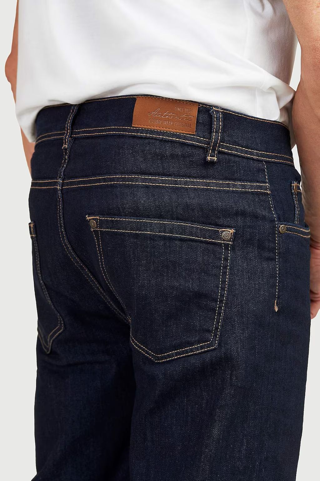 CELLBES SAMUEL Raka jeans med stretch Dark Blue Denim