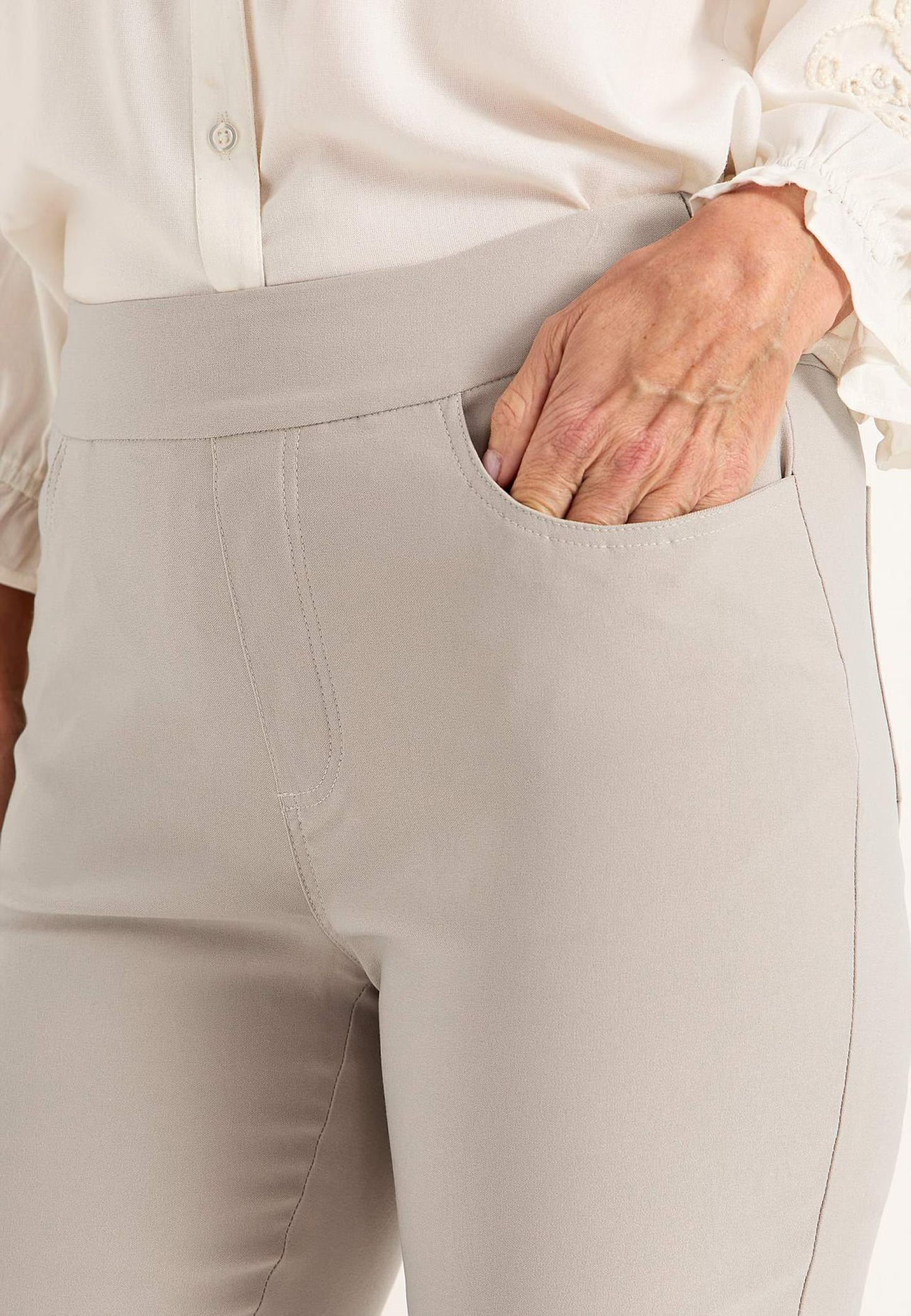 CELLBES Superskön capribyxa Beige