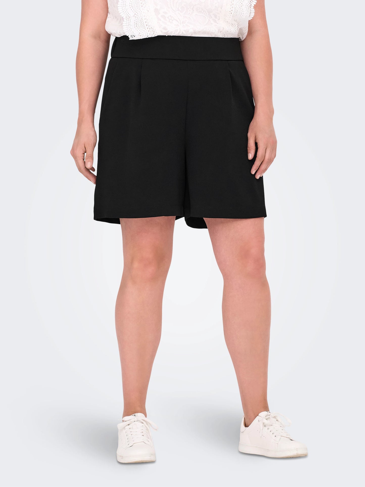 CARMAKOMA STILLA Shorts Normal passform Svart