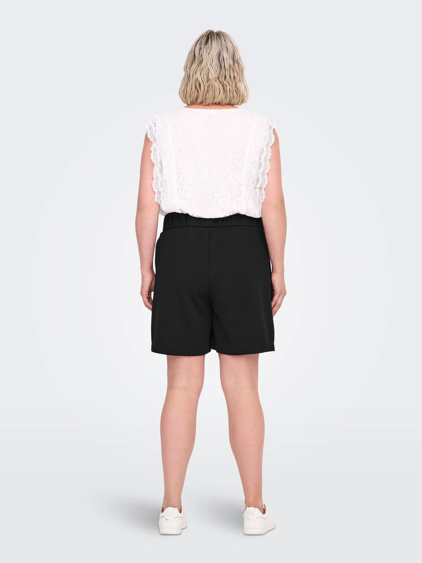CARMAKOMA STILLA Shorts Normal passform Svart