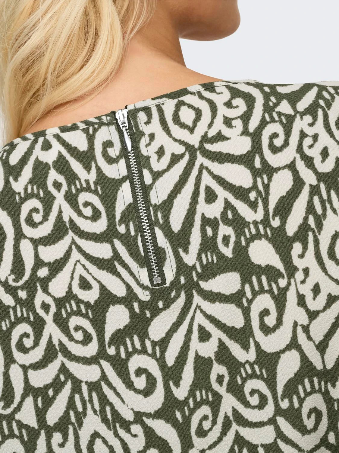 ONLY VIC Topp Tarmac/Kaja graph 15161116