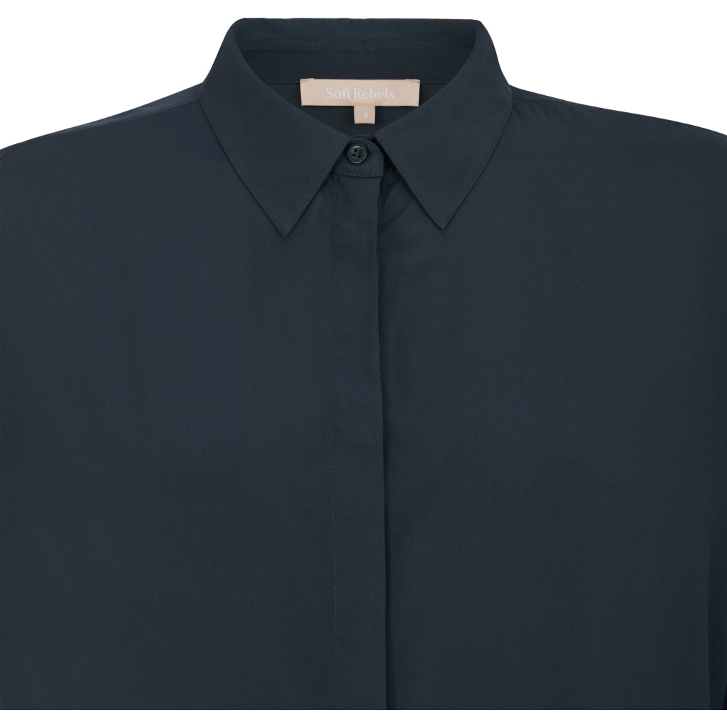 Beställningsvara: SOFT REBELS FREEDOM Långskjorta Marin/Total Eclipse SR420-758
