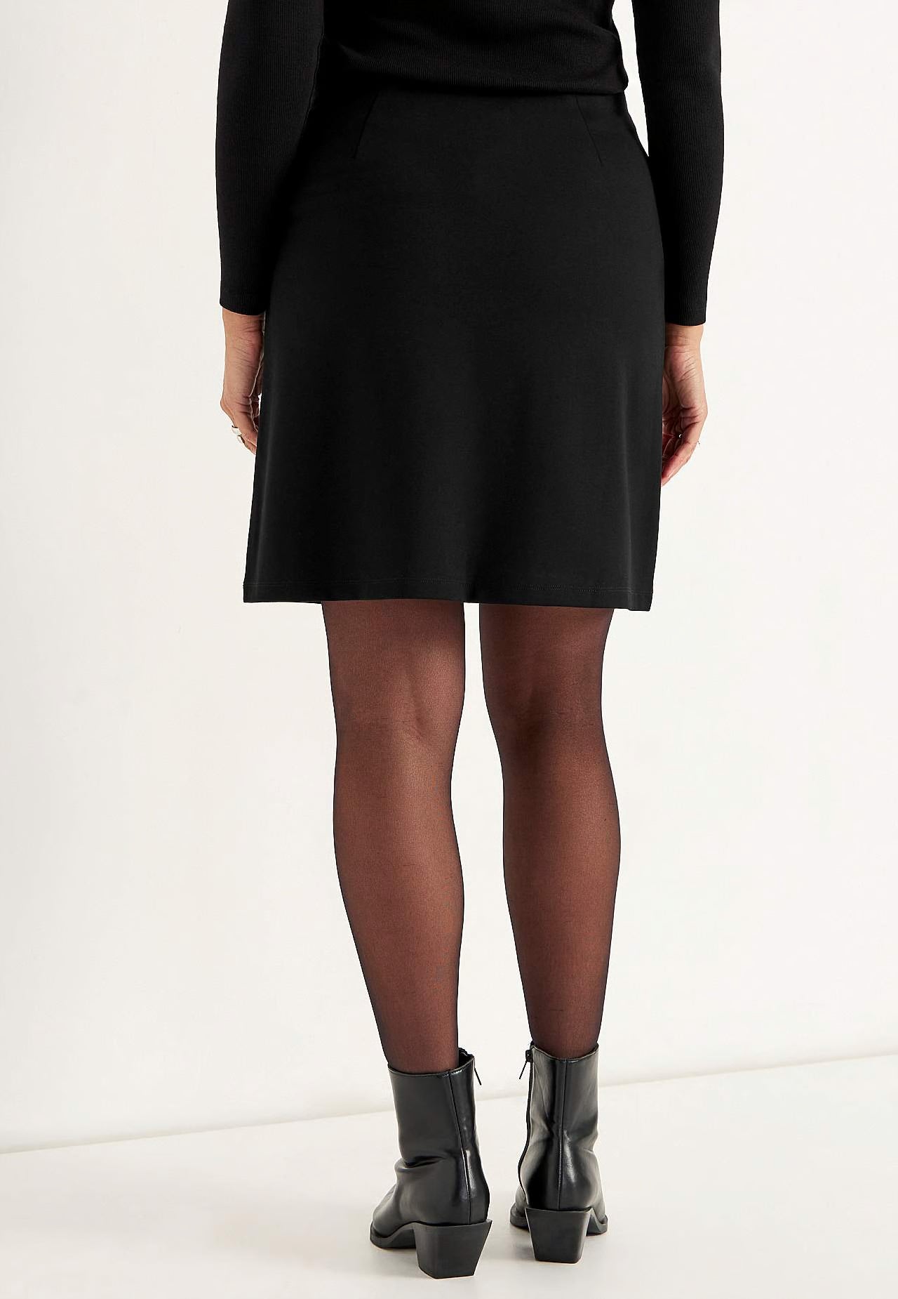 CELLBES 703742 LISA ZIP SHORT SKIRT