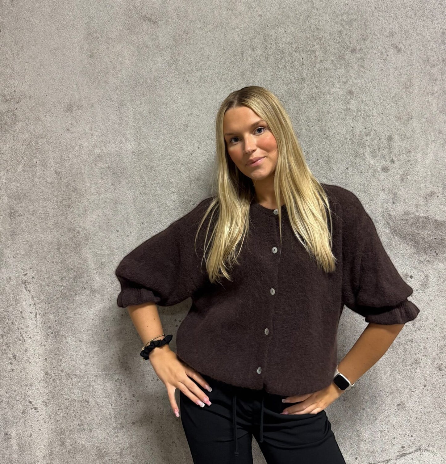 Jörlevik Moa  Cardigan Brun