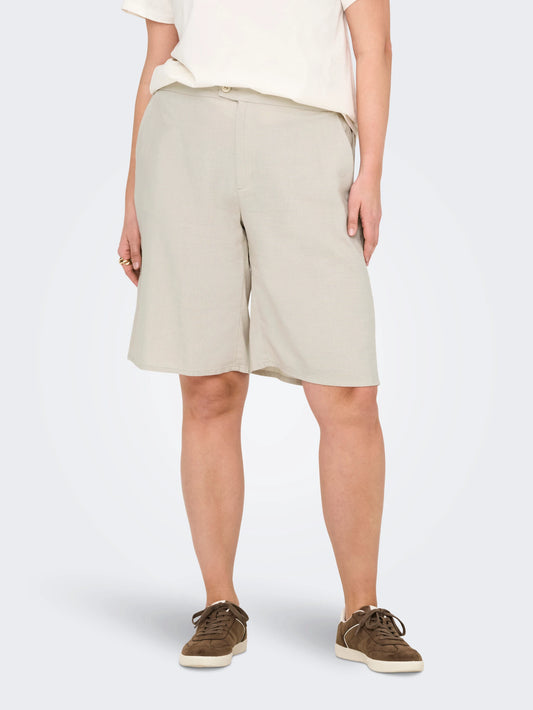 CARMAKOMA CARO Bermudashorts Hög midja Normal passform