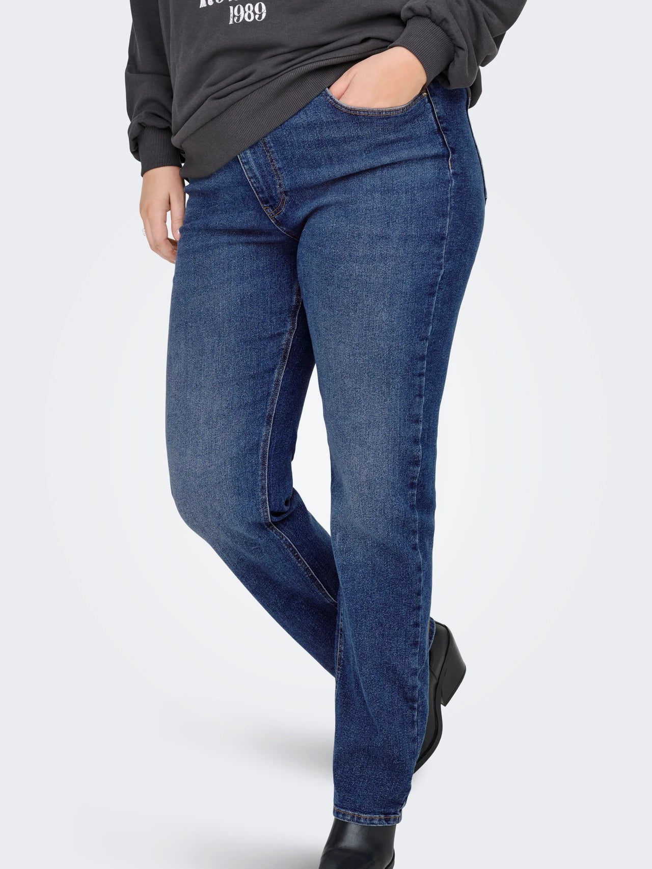 CARMAKOMA CRUZ Straight Fit Jeans Medium Blue Denim 15358090