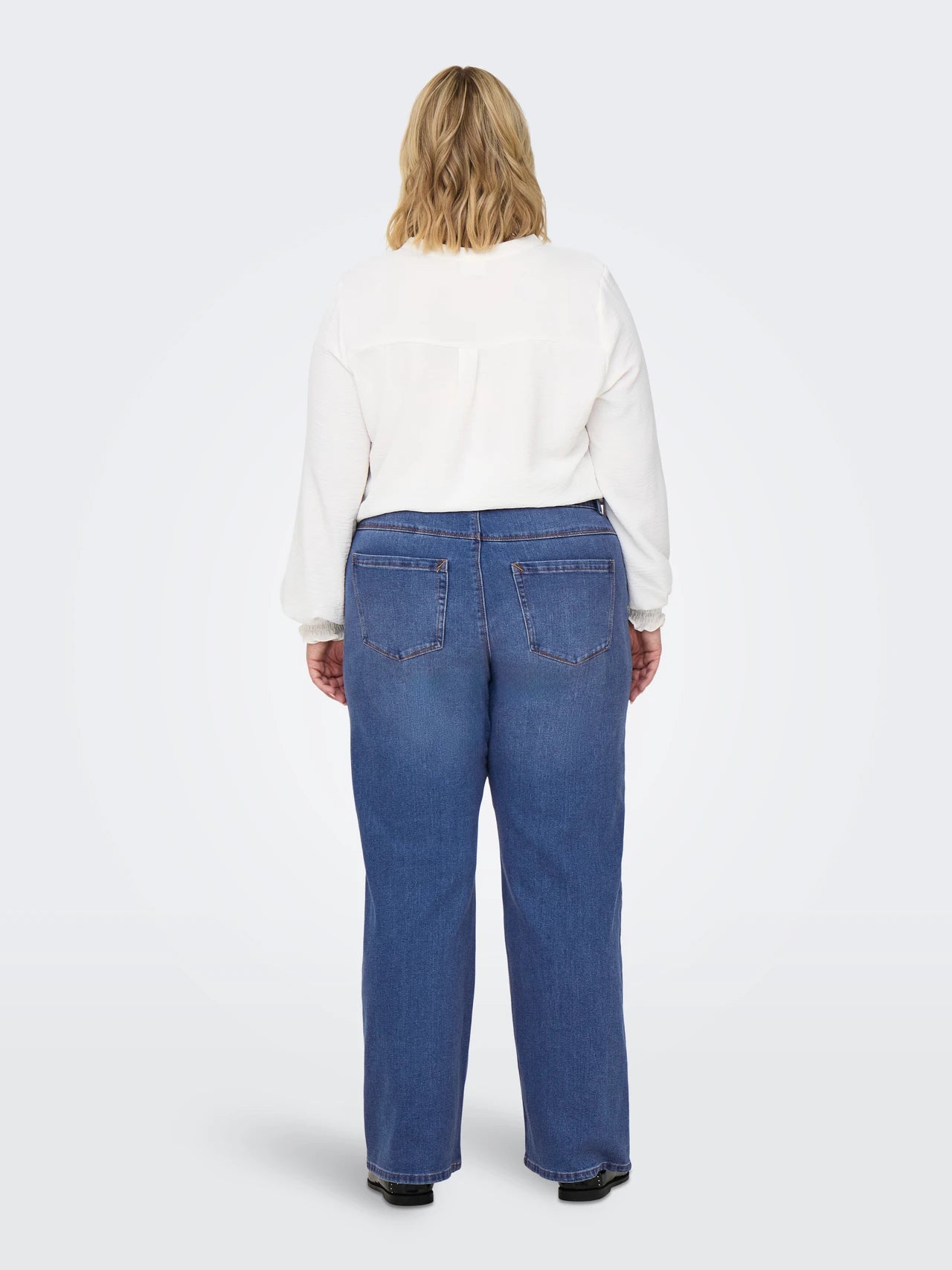 CARMAKOMA SNOW Hög midja Vida ben Jeans 15343470