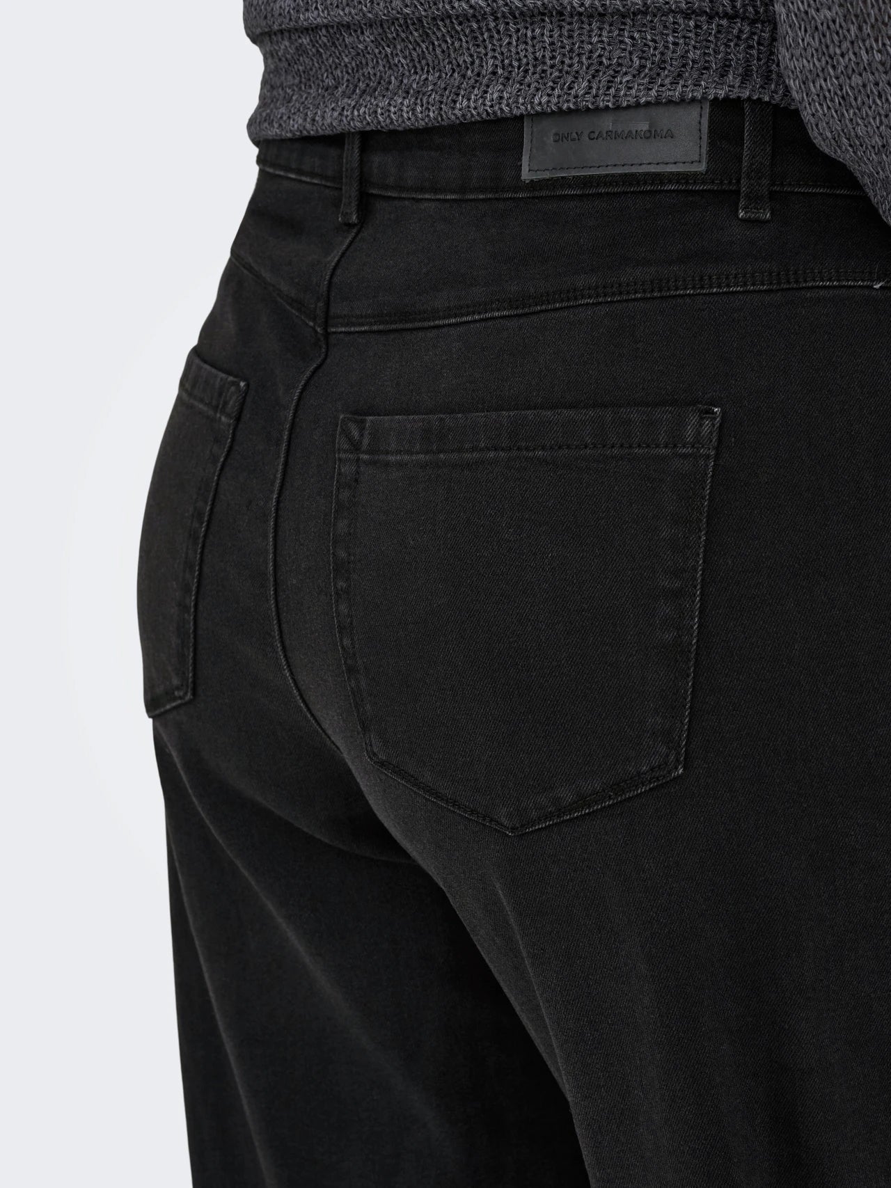 CARMAKOMA SNOW Jeans Hög midja Vida ben Svarta/Washed Black 15353147