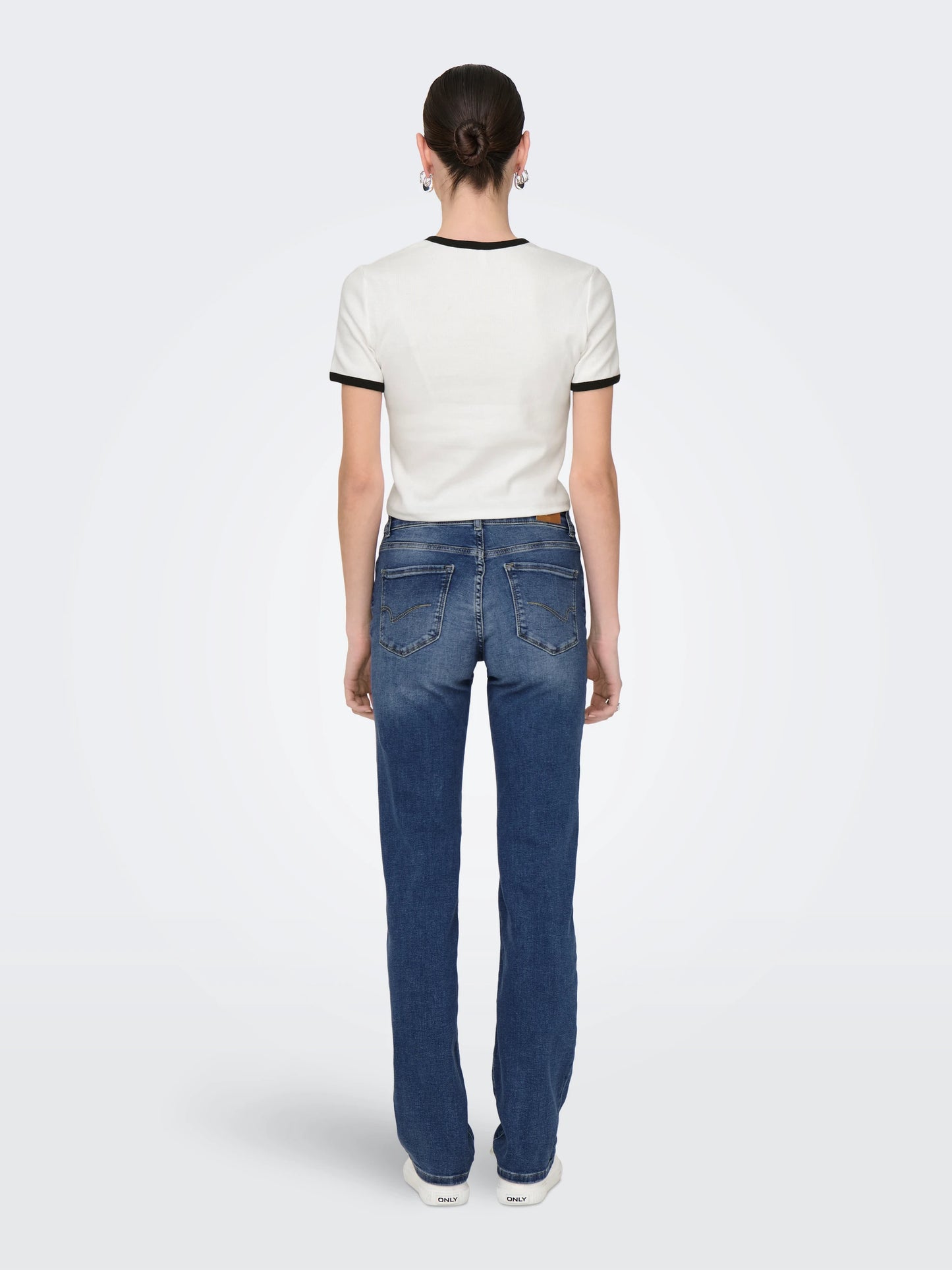 ONLY ALICIA Medelhög midja Rak passform Jeans Medium Blue